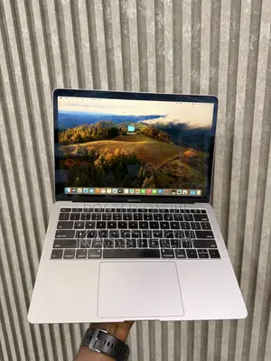 Laptop Apple MacBook Air 2019 8GB Intel Core i5 SSD 128GB