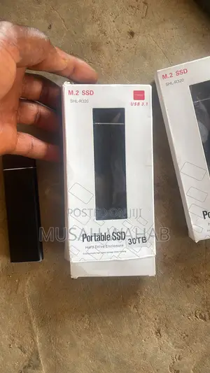 Solid State Drives 30tb