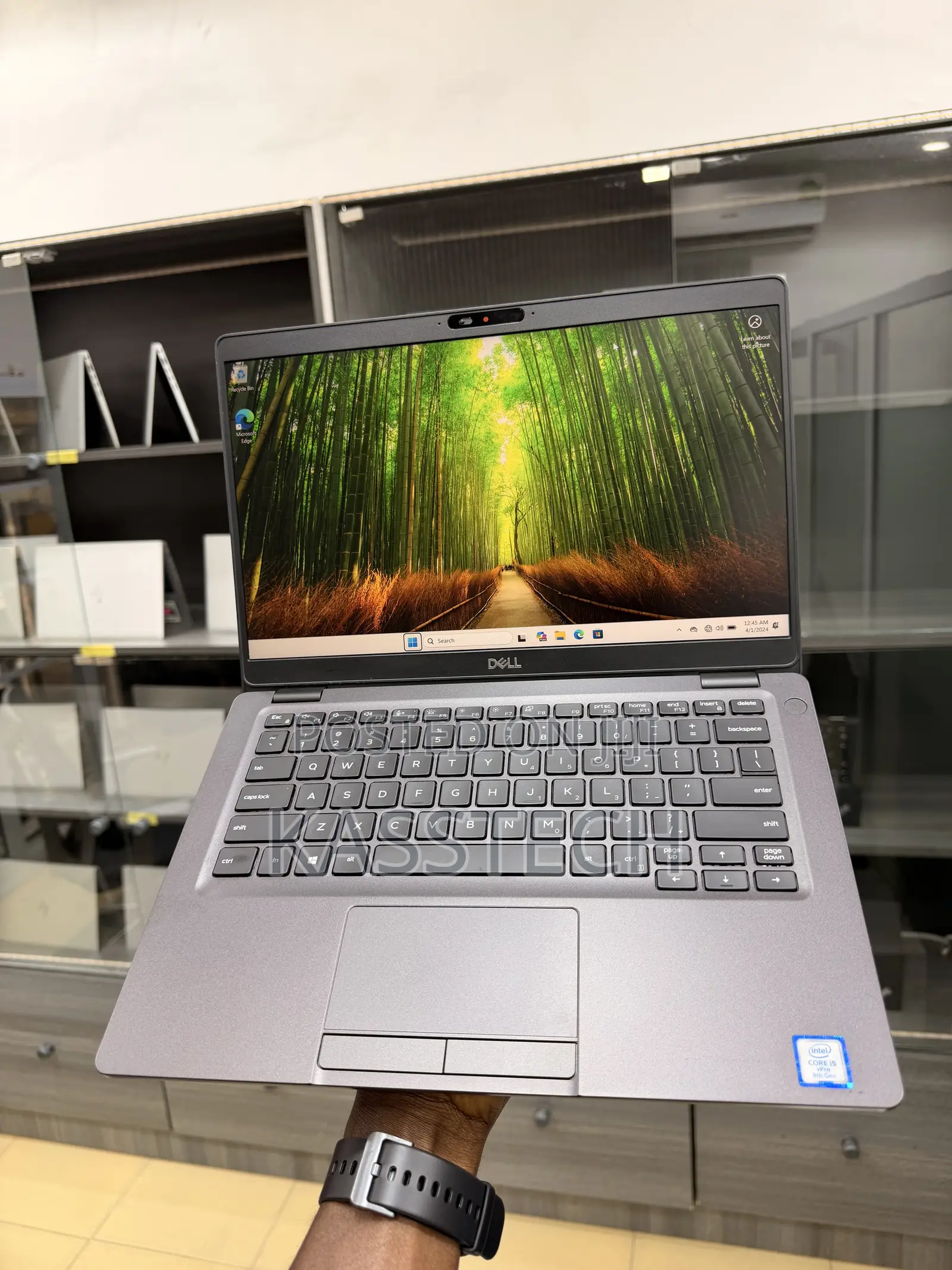 Laptop Dell Latitude 5300 8GB Intel Core i7 SSD 256GB