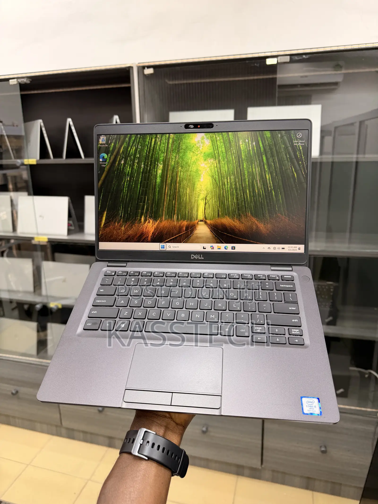Laptop Dell Latitude 5300 8GB Intel Core i7 SSD 256GB