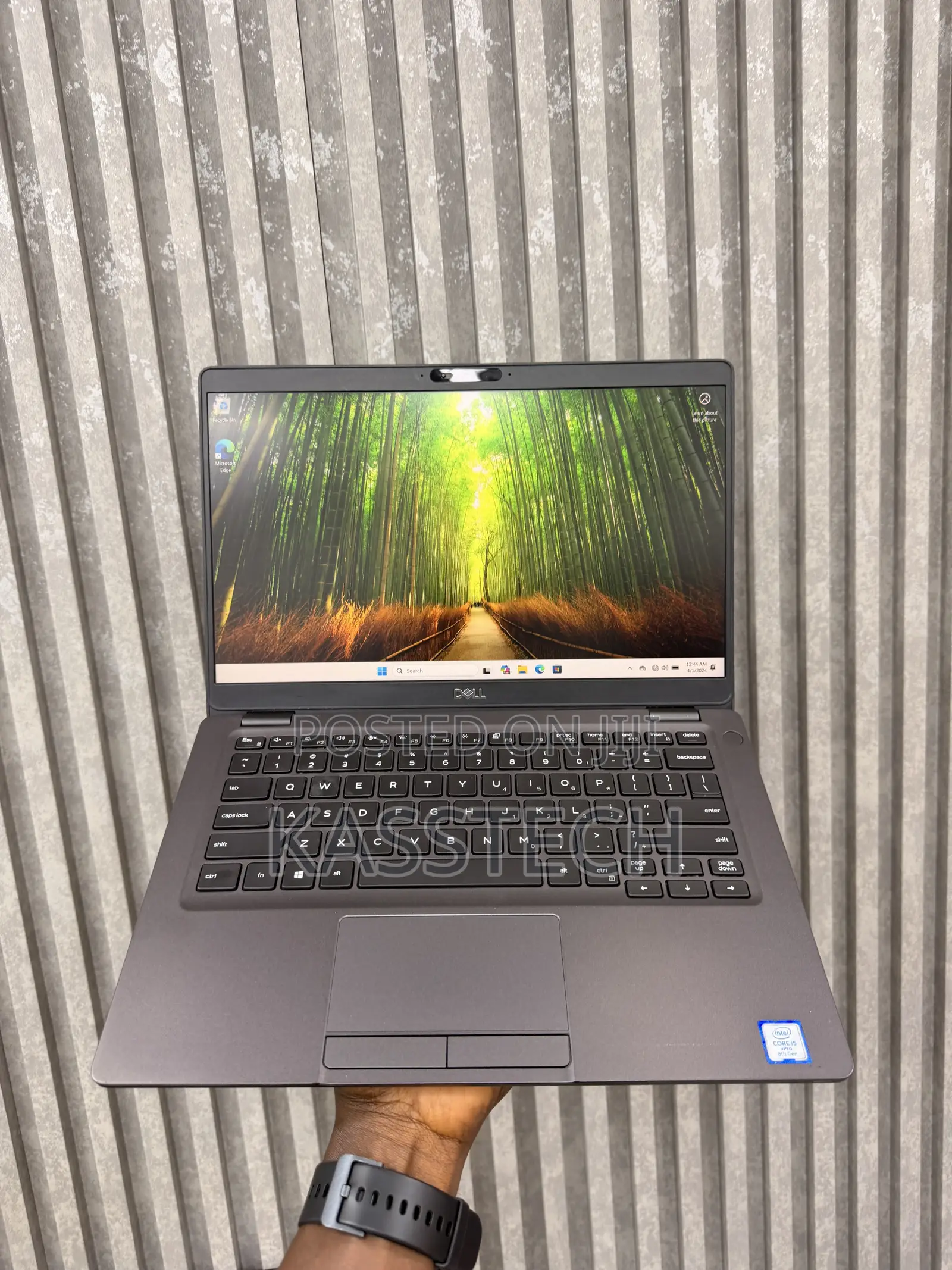 Laptop Dell Latitude 5300 8GB Intel Core i7 SSD 256GB