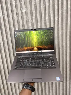 Laptop Dell Latitude 5300 8GB Intel Core i7 SSD 256GB