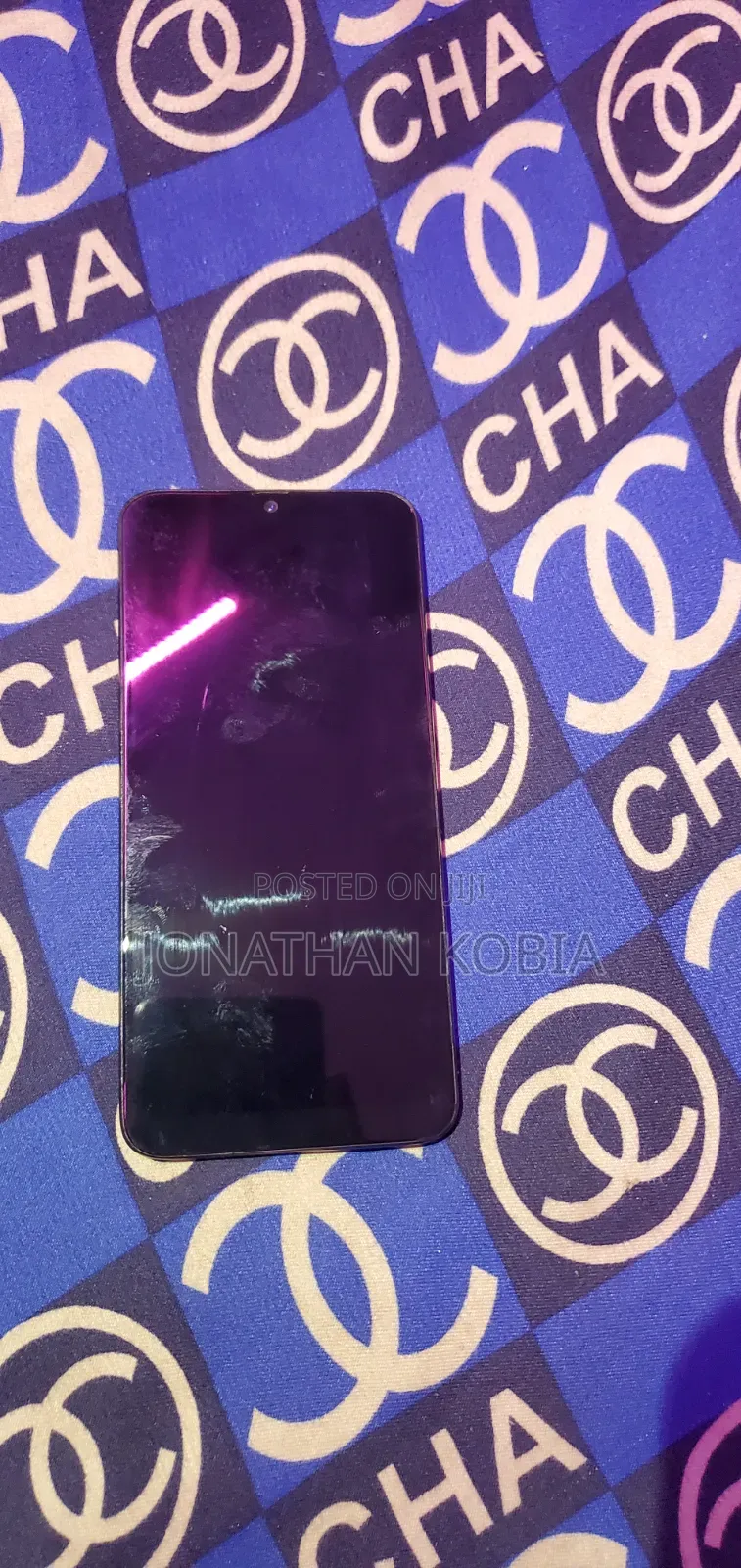 Samsung Galaxy A40 Screen