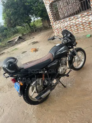 Bajaj Boxer 2020 Black