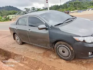 Toyota Corolla 2009 Silver