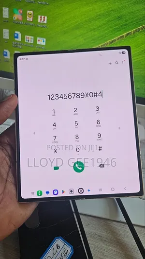 Samsung W22 5G 512 GB Red
