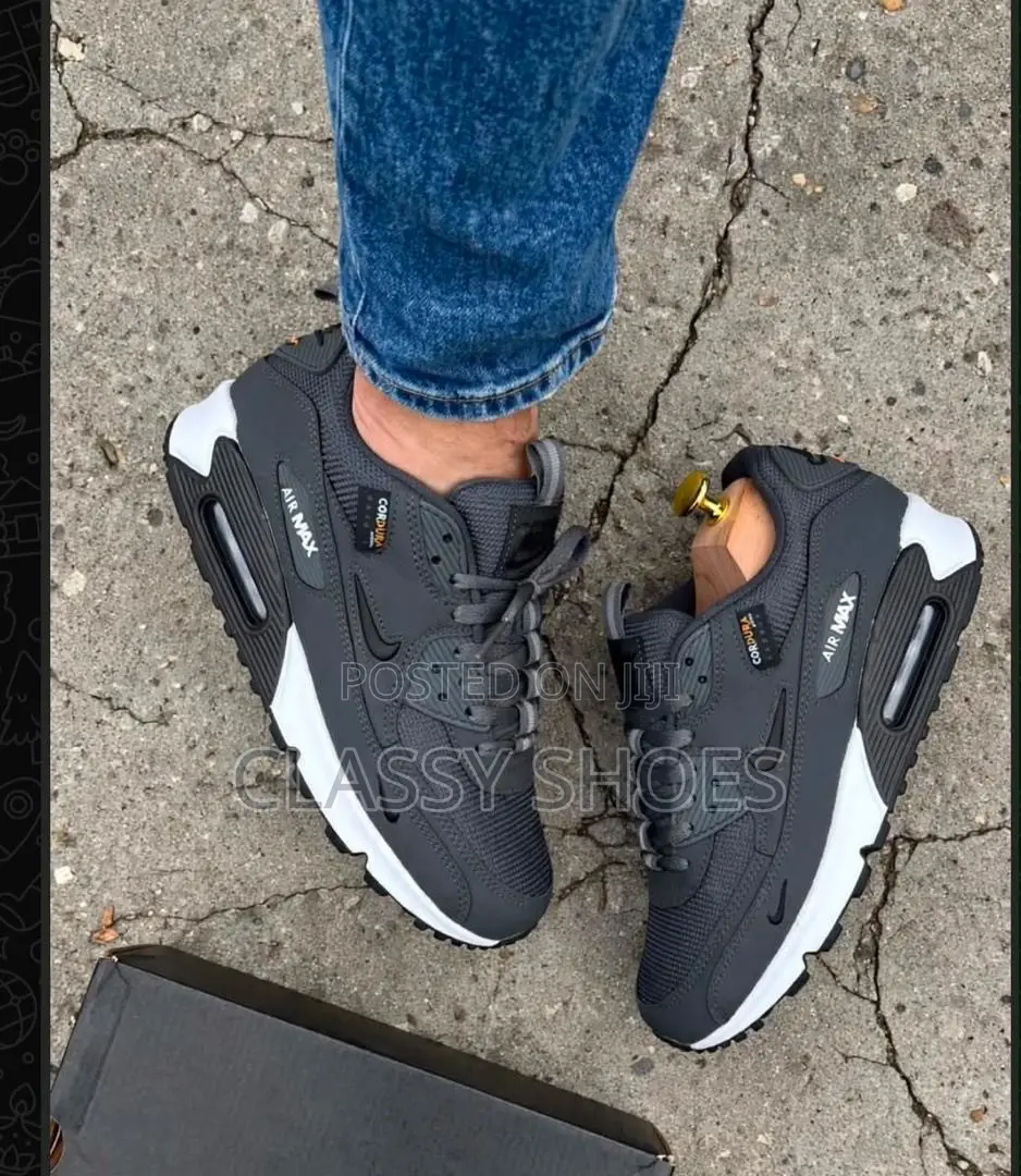 Nike Airmax Dark Ash and White