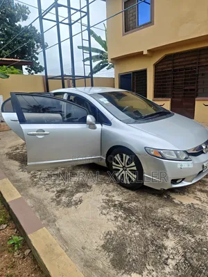 Honda Civic 2010 Silver