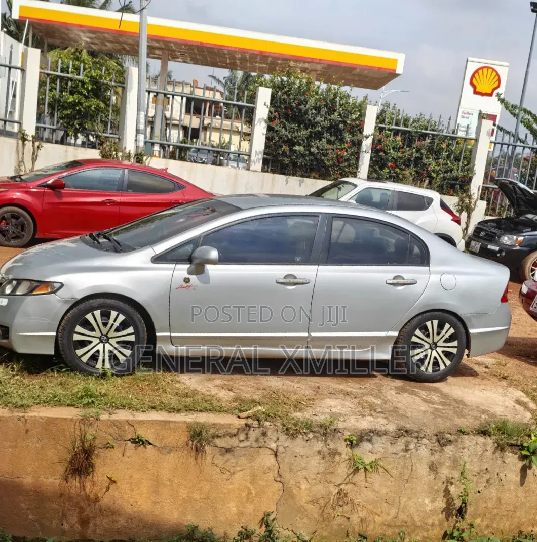 Honda Civic 2010 Silver
