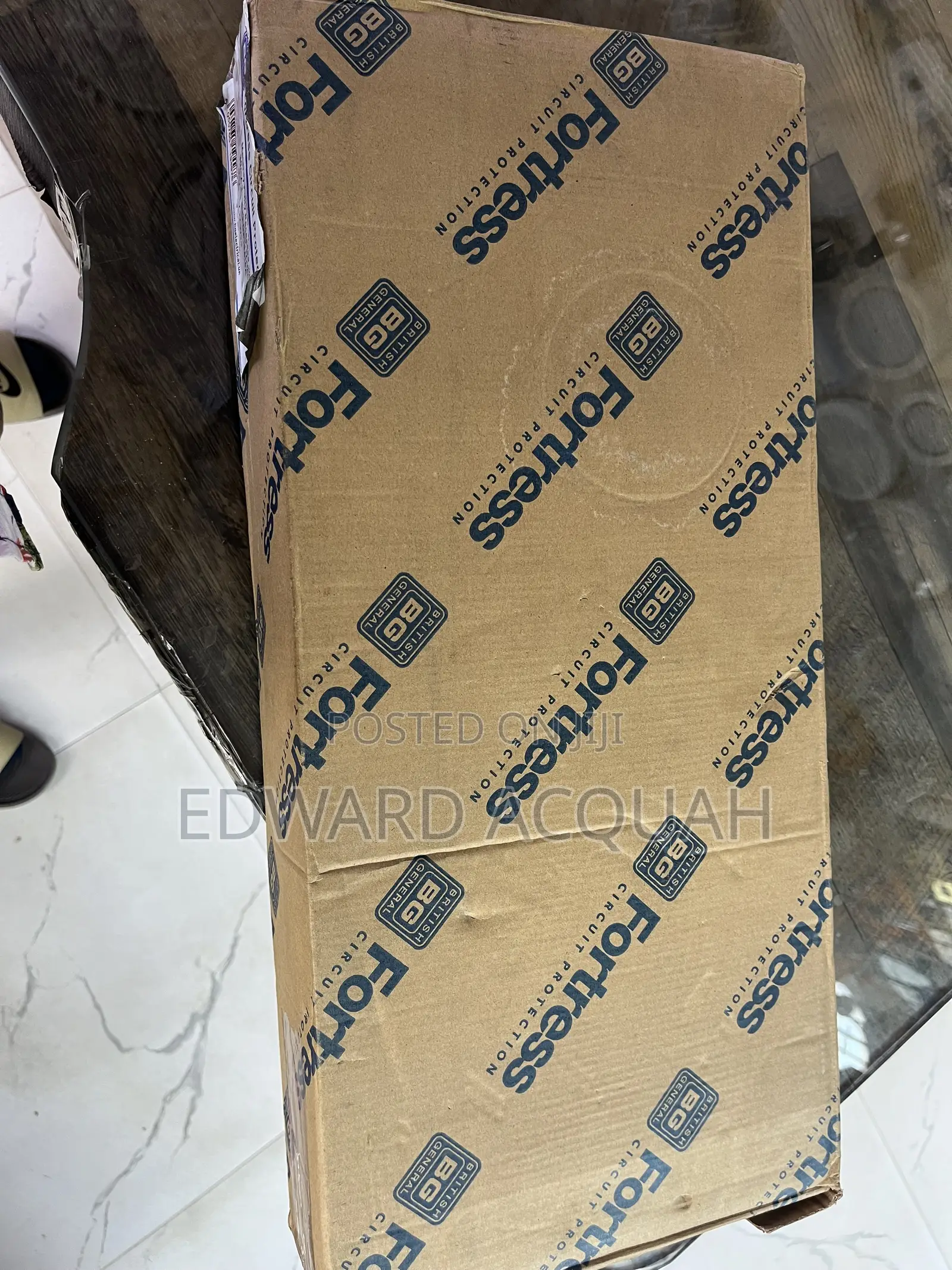 Circuit Breaker Panel/Circuit Breaker