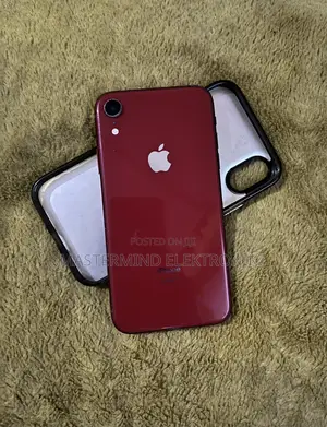 Apple iPhone XR 64 GB Red