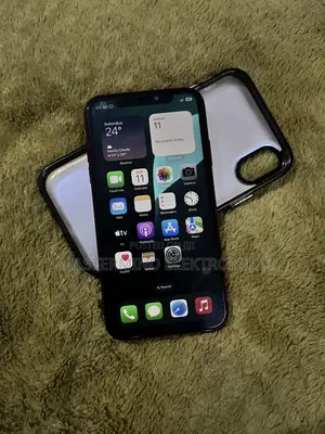 Apple iPhone XR 64 GB Red