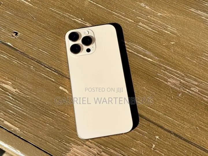 Apple iPhone 16 Pro Max 256 GB Gold