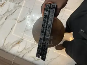 PS 4 Gaming Console