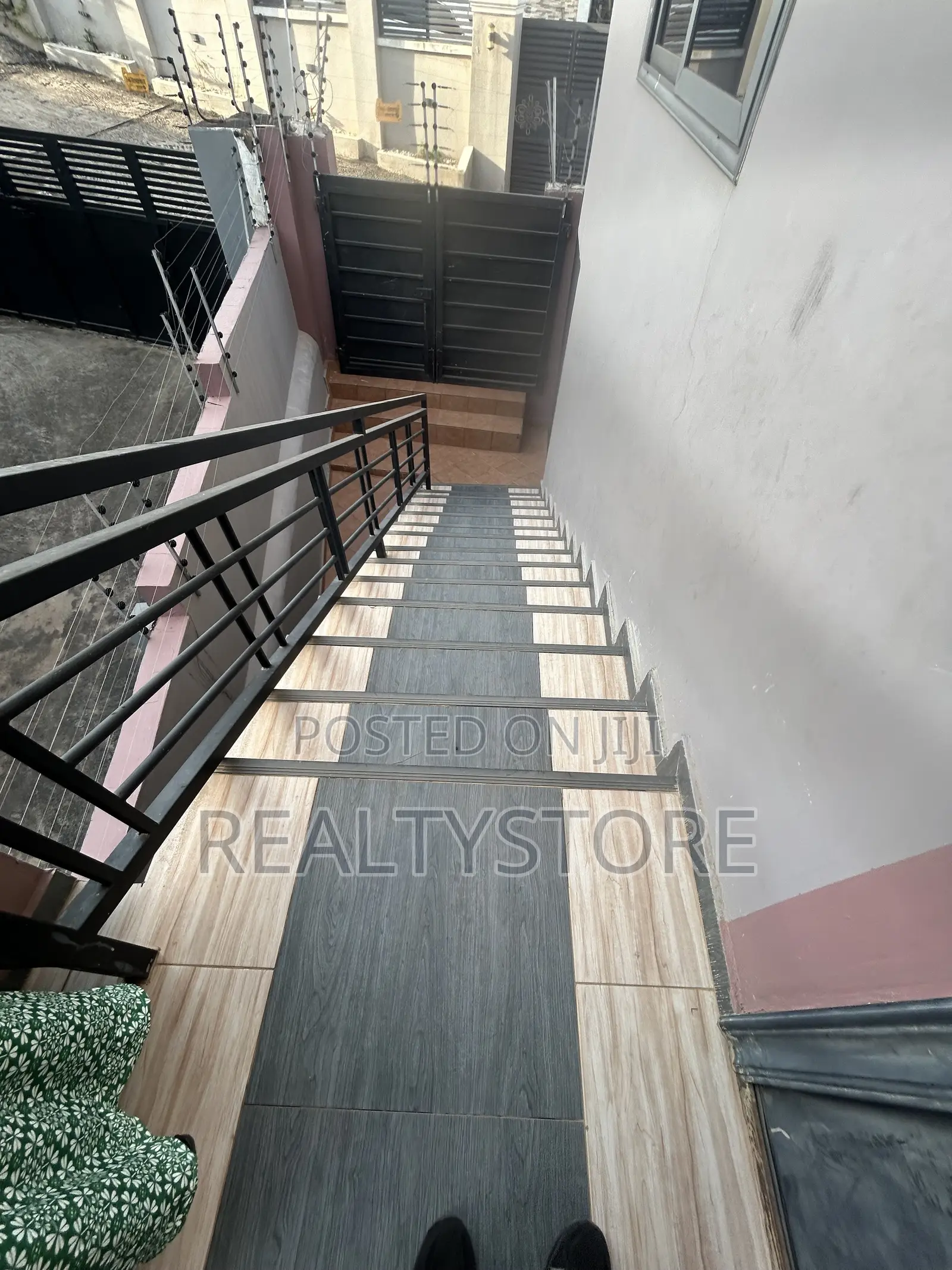 3bdrm Apartment in Kwabenya Hills, Accra Metropolitan for rent