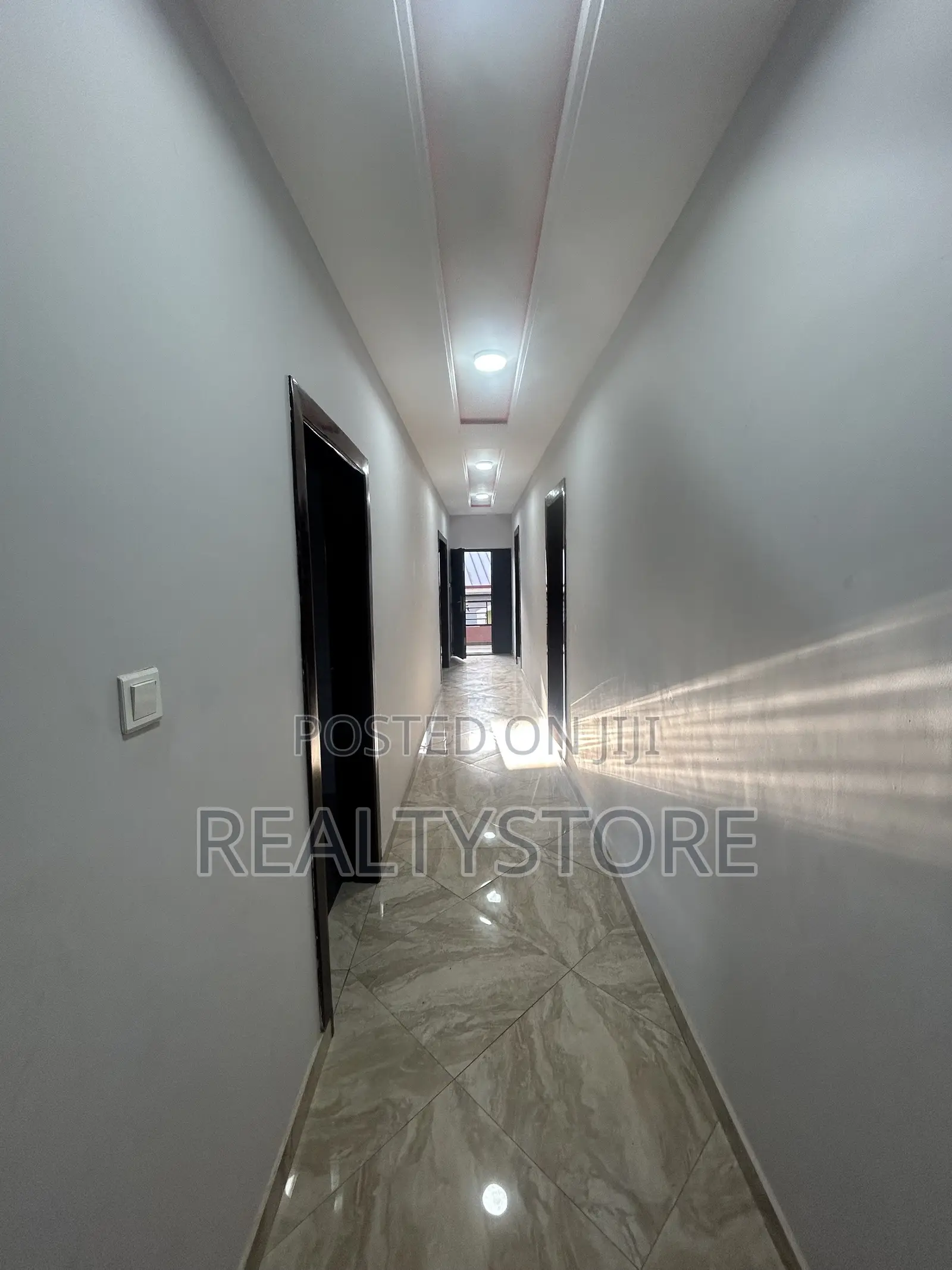 3bdrm Apartment in Kwabenya Hills, Accra Metropolitan for rent