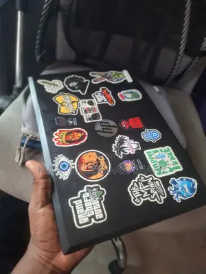 Laptop HP Pavilion 15 4GB Intel Core i5 HDD+SSD 500GB