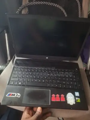 Laptop HP Pavilion 15 4GB Intel Core i5 HDD+SSD 500GB
