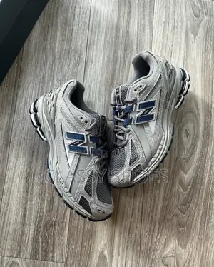 New Balance 1906