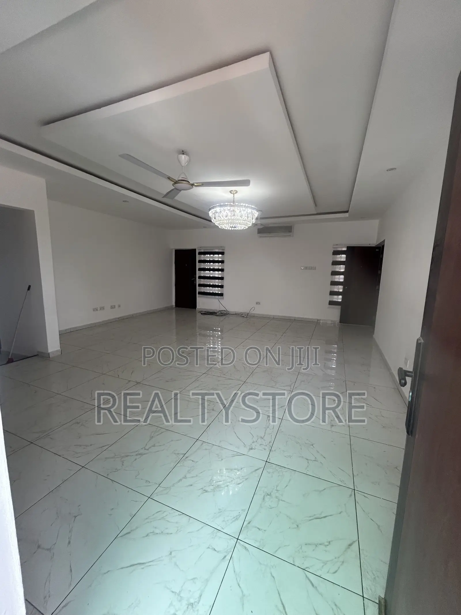 4bdrm Duplex in Franko Estate, Accra Metropolitan for rent