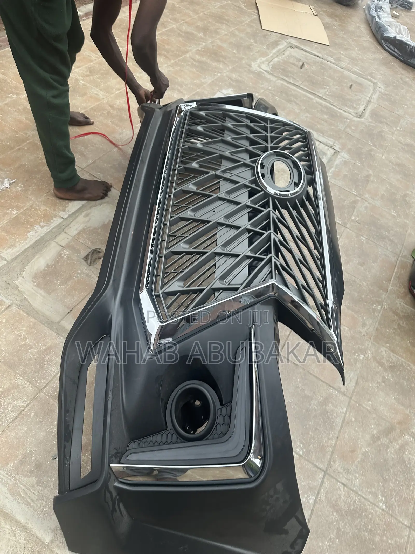 Toyota Fortuner 2012 Front Bumper Complete Spec