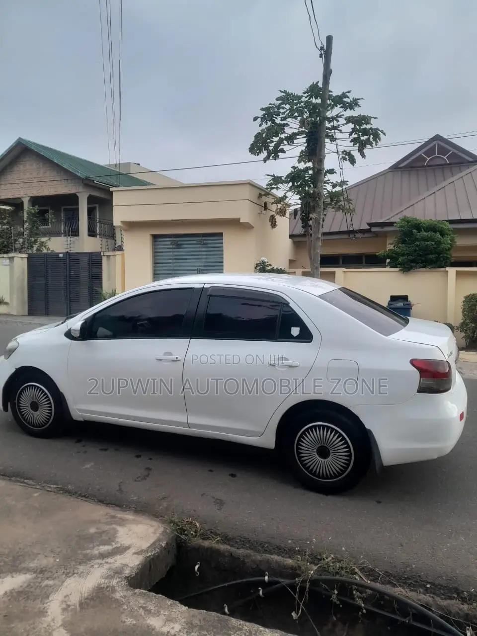 Toyota Belta 2010 White