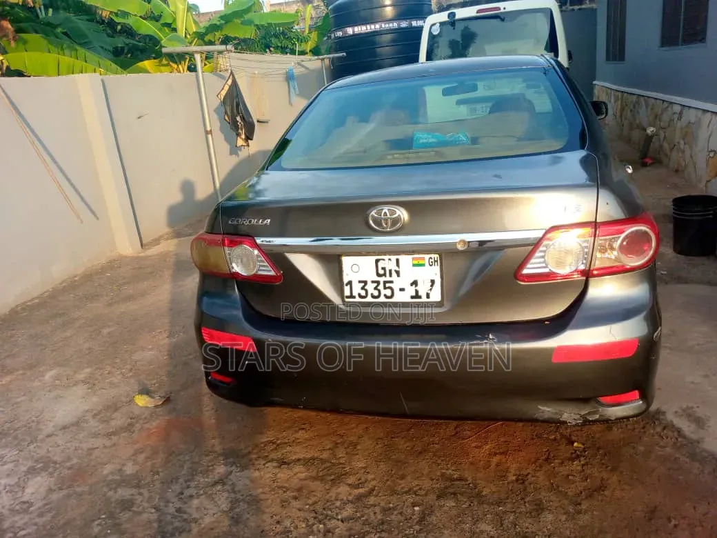 Toyota Corolla 2013 Silver