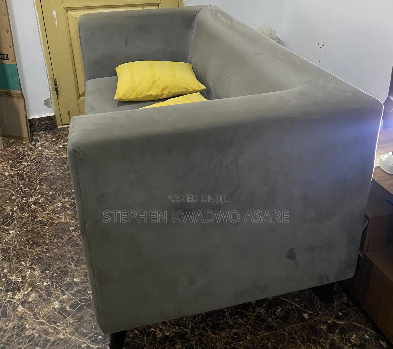 Couch/Sofa