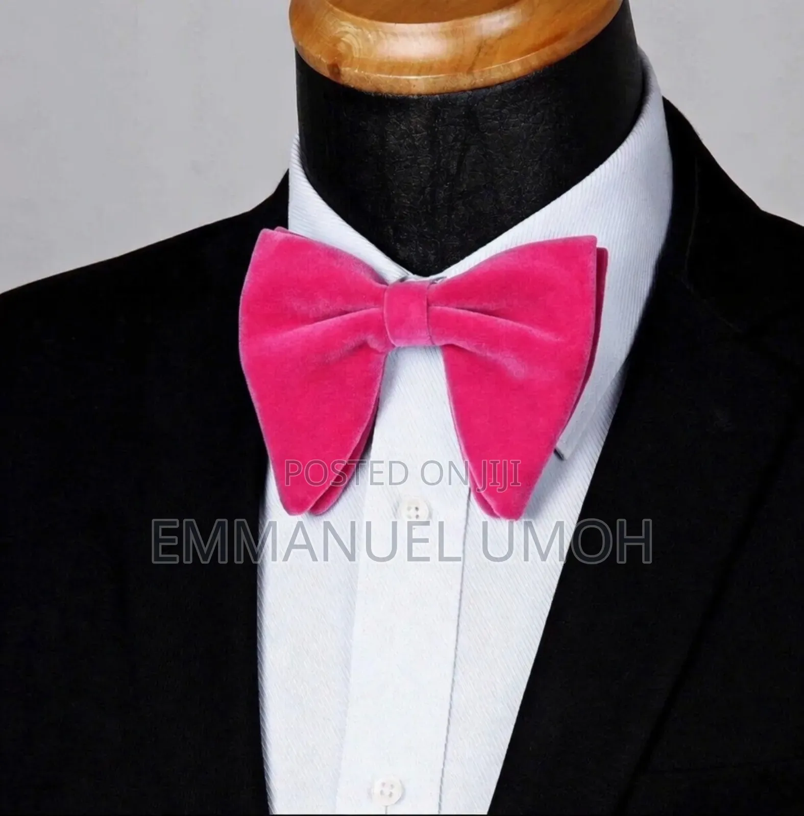 Classy Velvet Bow Tie