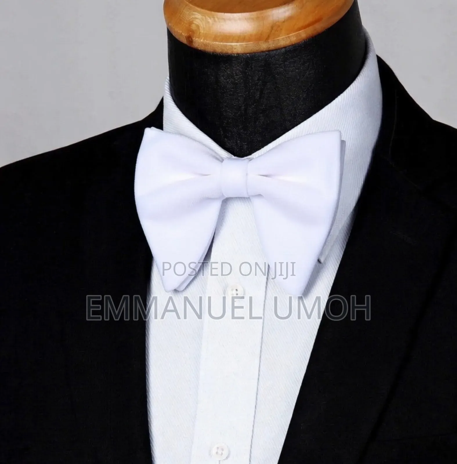 Classy Velvet Bow Tie