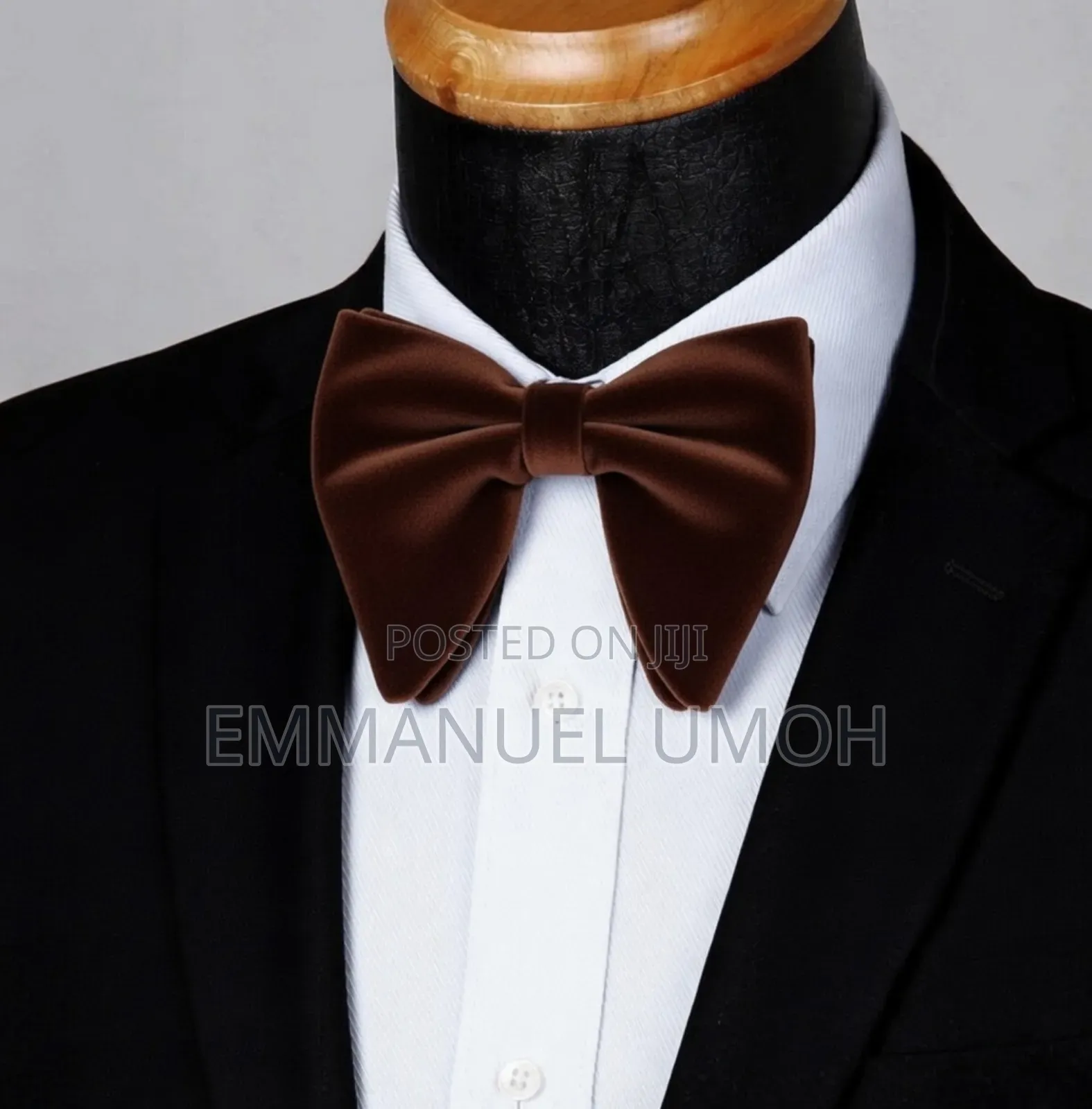 Classy Velvet Bow Tie