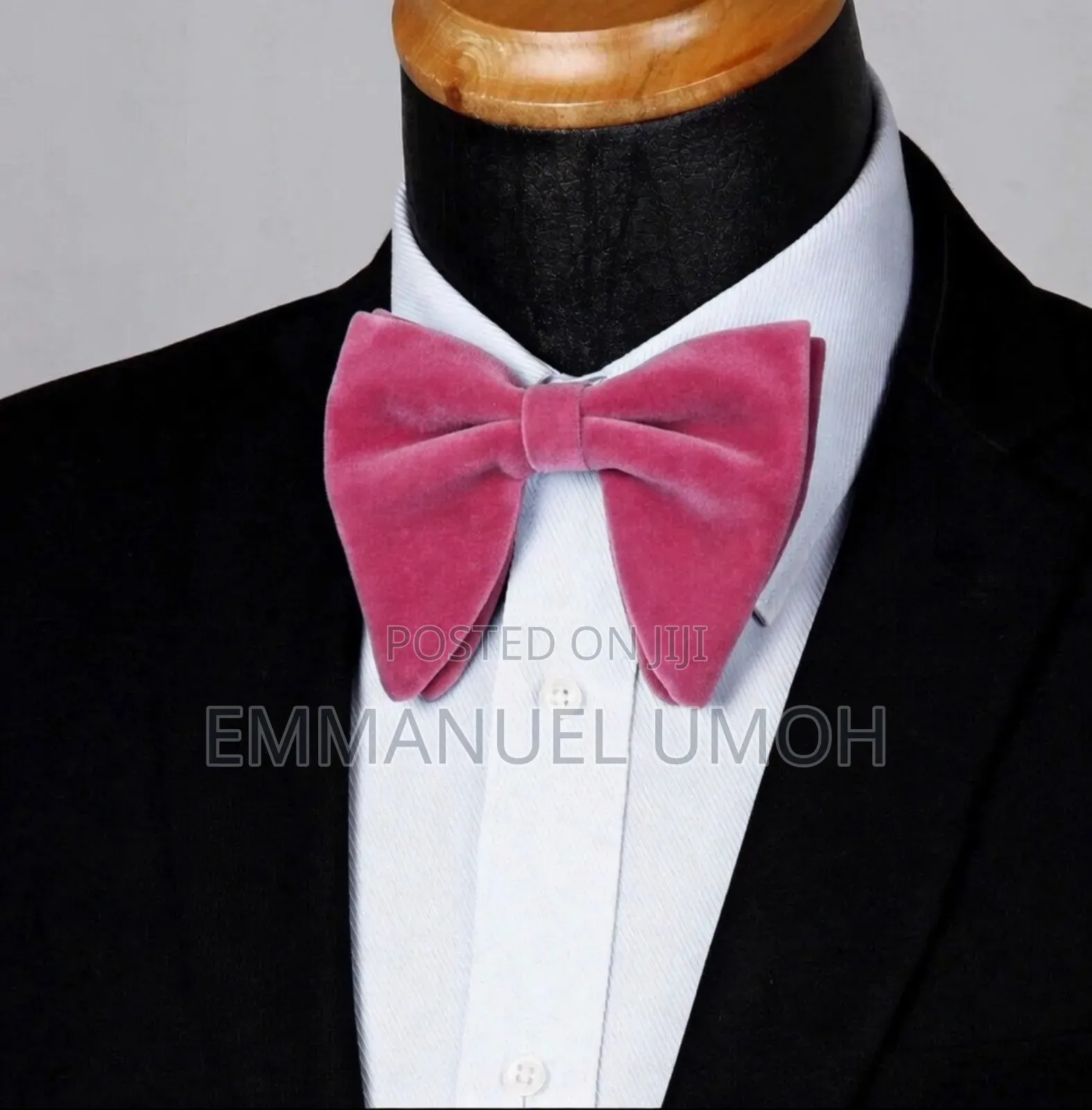 Classy Velvet Bow Tie