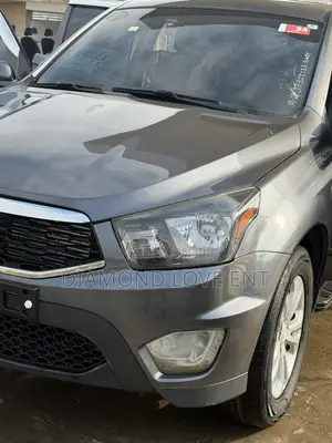 SsangYong Korando 2018 Gray