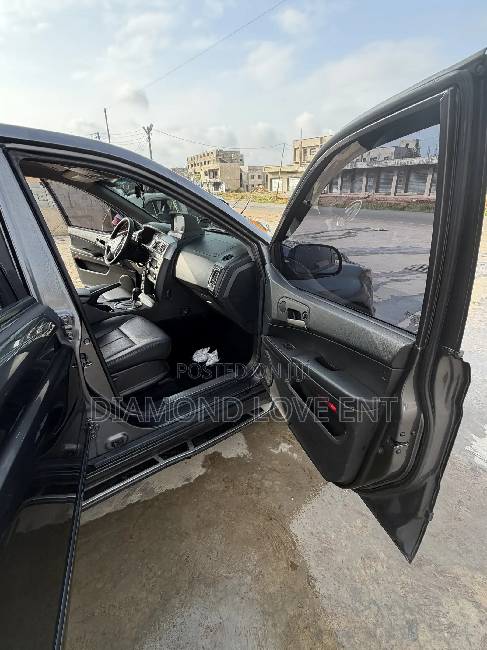 SsangYong Korando 2018 Gray