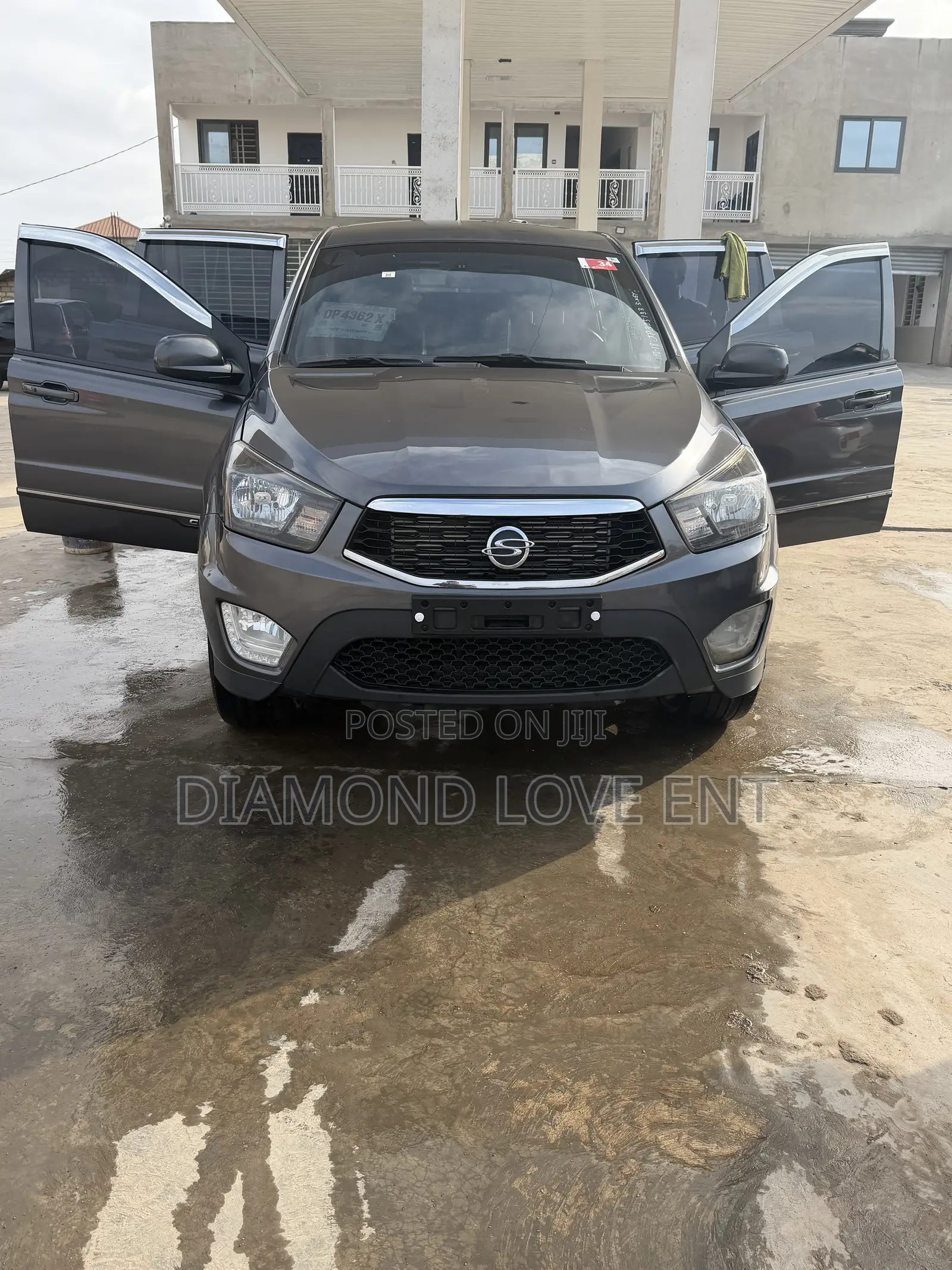 SsangYong Korando 2018 Gray