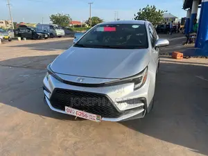 Toyota Corolla SE 2023