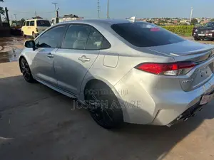 Toyota Corolla SE 2023