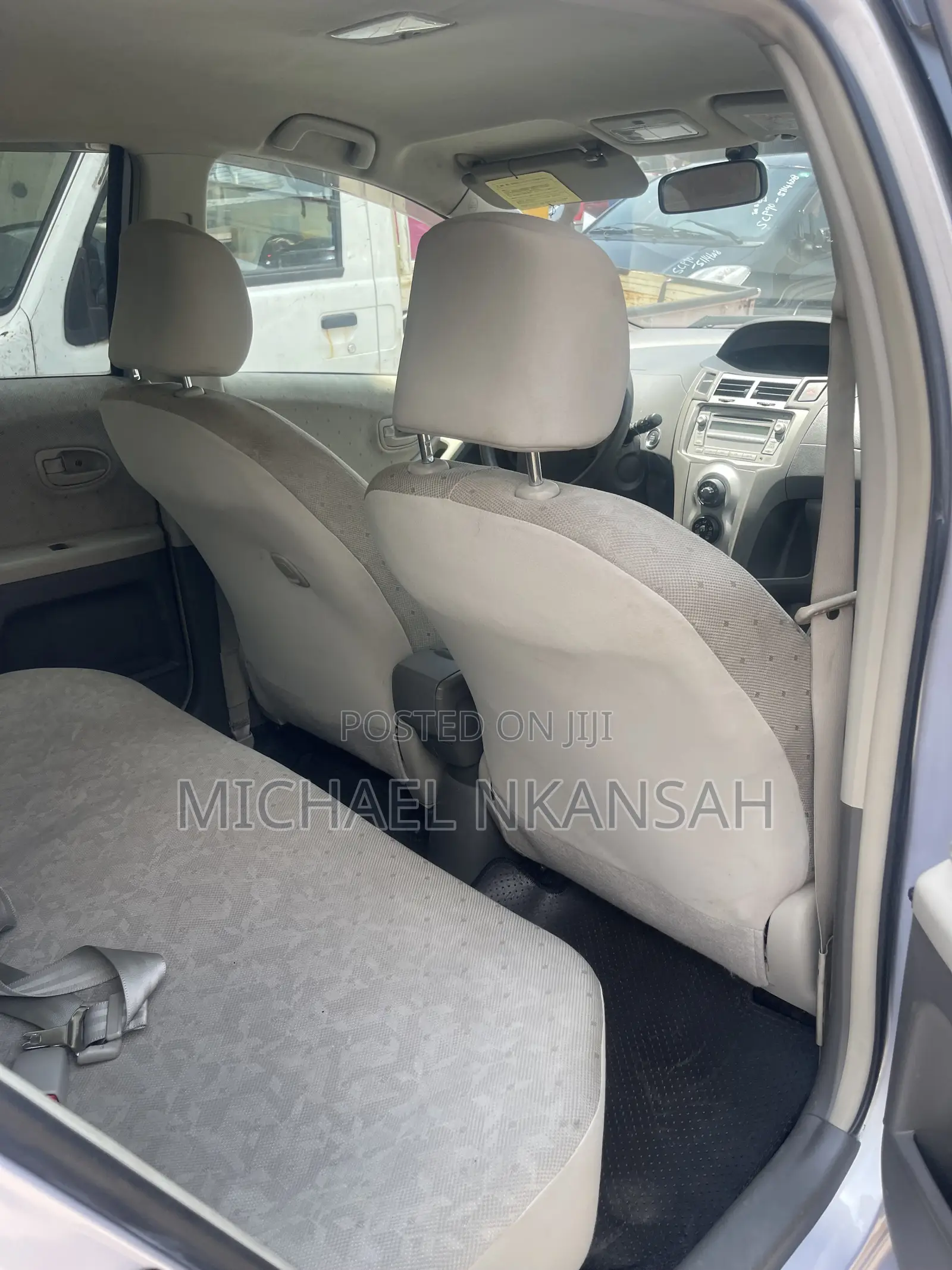 Toyota Vitz 1.3 AWD 5dr 2020 Silver