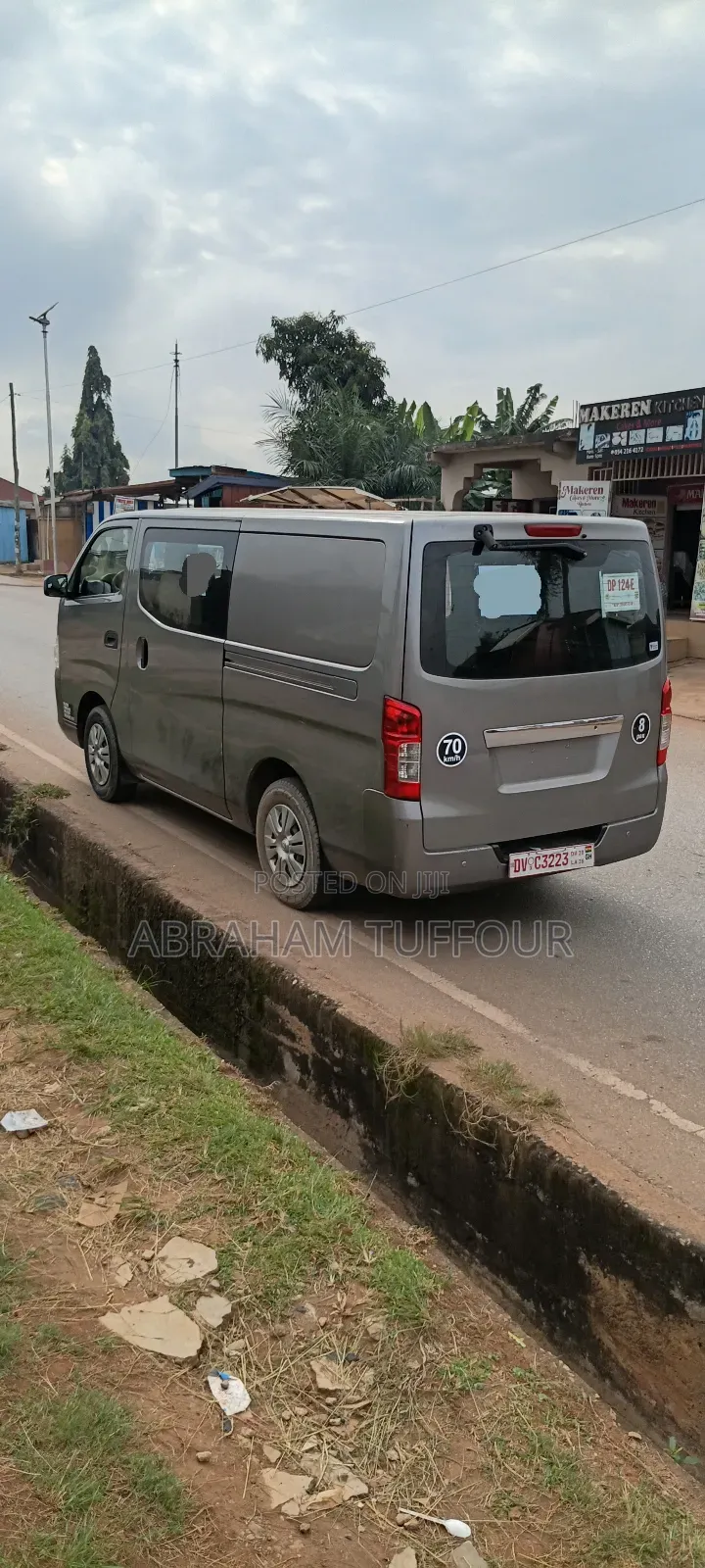 Nissan Caravan (Urvan) 2016 Grey