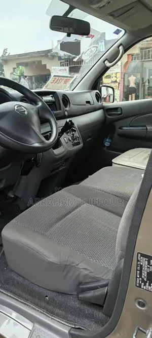 Nissan Caravan (Urvan) 2016 Grey