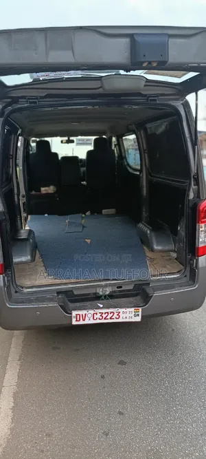 Nissan Caravan (Urvan) 2016 Grey
