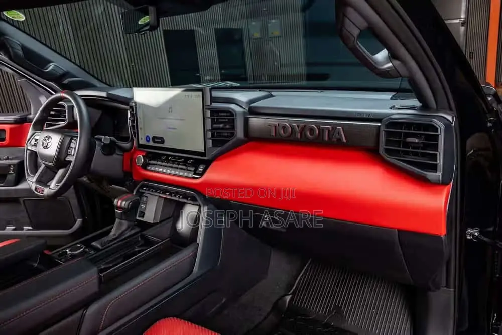Toyota Sequoia TRD PRO 4WD 2025 Black