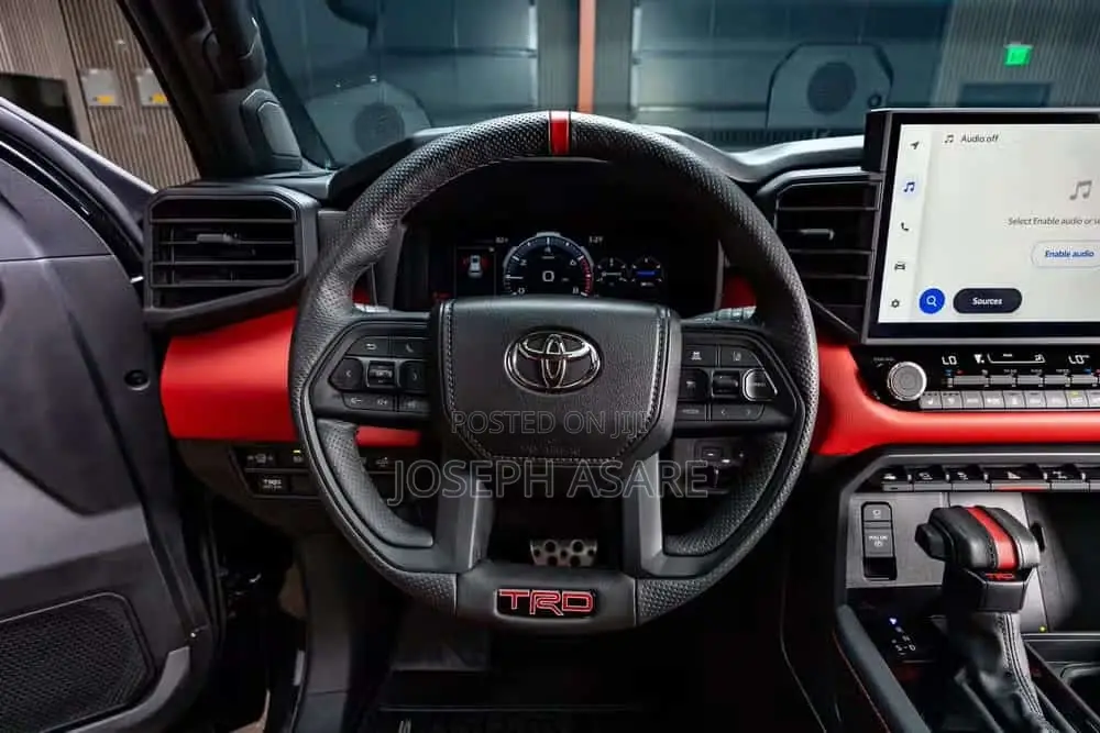 Toyota Sequoia TRD PRO 4WD 2025 Black