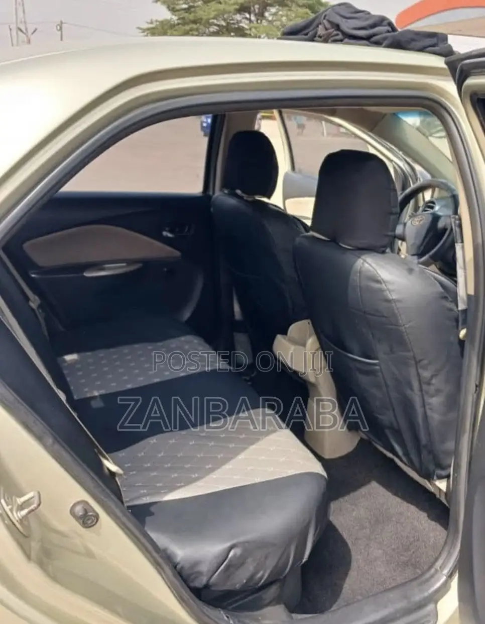 Toyota Yaris 1.5 Liftback 2008 Gold