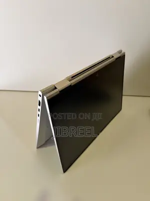 Laptop HP EliteBook 830 G8 16GB Intel Core i5 SSD 256GB