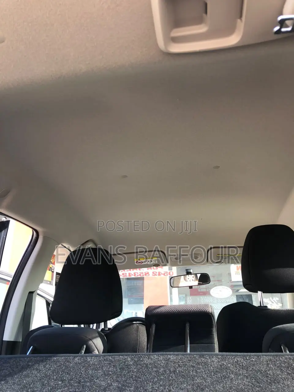 Toyota Vitz 1.0 FWD 5dr 2013 Silver