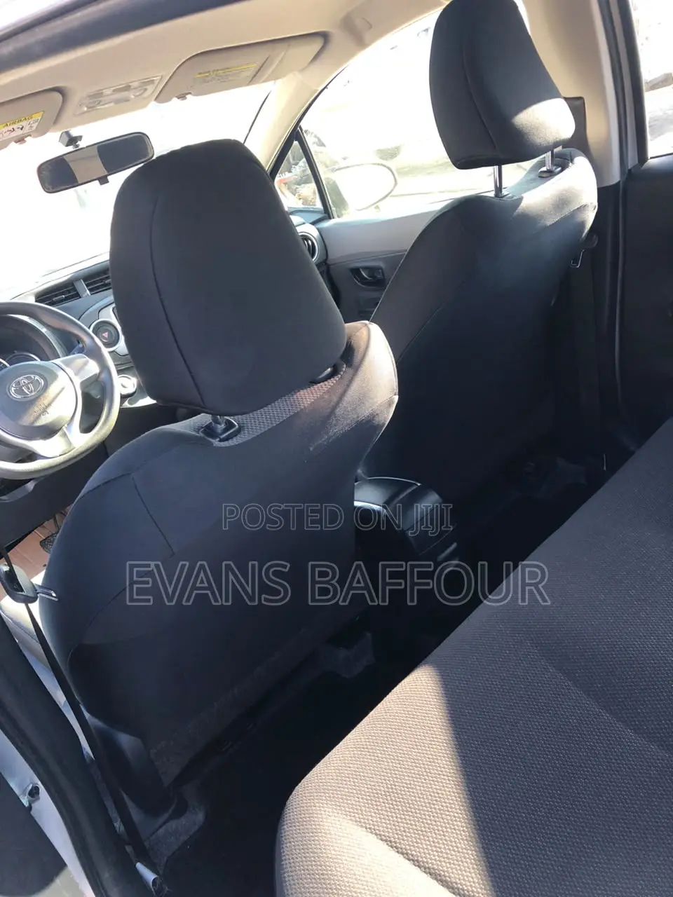 Toyota Vitz 1.0 FWD 5dr 2013 Silver