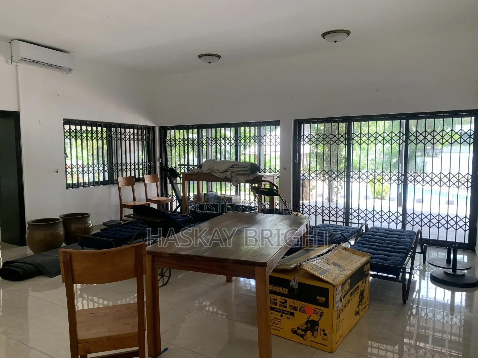 5bdrm House in North Ridge for rent