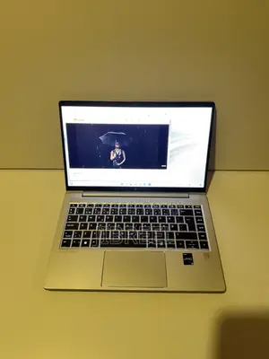 Laptop HP EliteBook 640 G9 16GB Intel Core i5 SSD 512GB