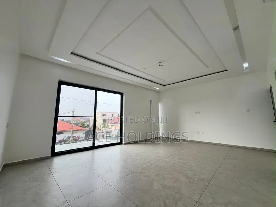 3bdrm Townhouse / Terrace in Adjiringanor, East Legon for rent